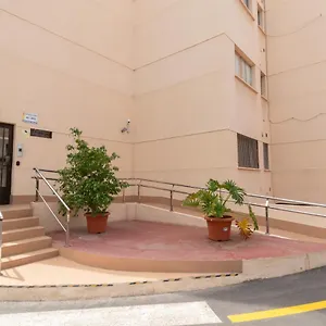 https://sunny-cris-sol.tenerifehoteles.net